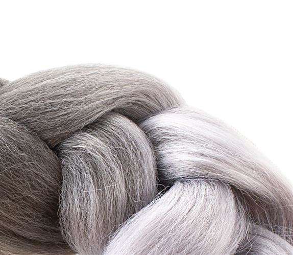 Ombré vrkôčiky zo syntetických vlasov sz/sz W10345 – Obrázok 3