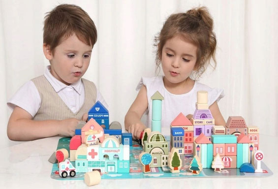 Drevené vzdelávacie kocky mesto s podložkou 115 ks ECOTOYS – Obrázok 2
