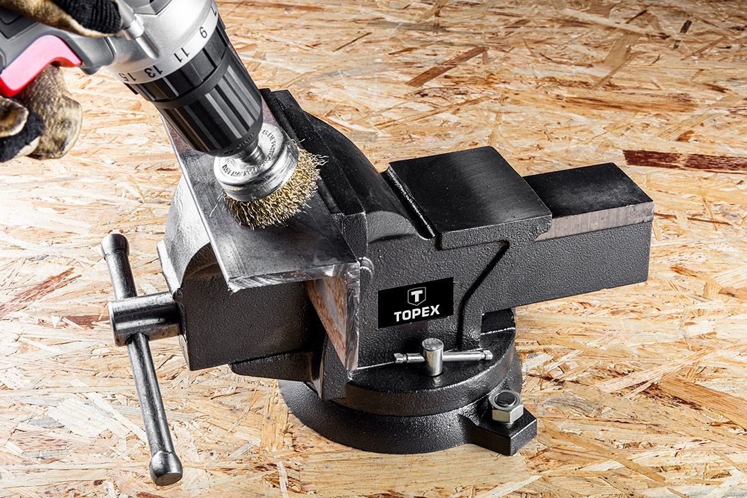 ZÁMOČNÍCKY ZVERÁK OTOČNÝ 150 MM – Obrázok 4