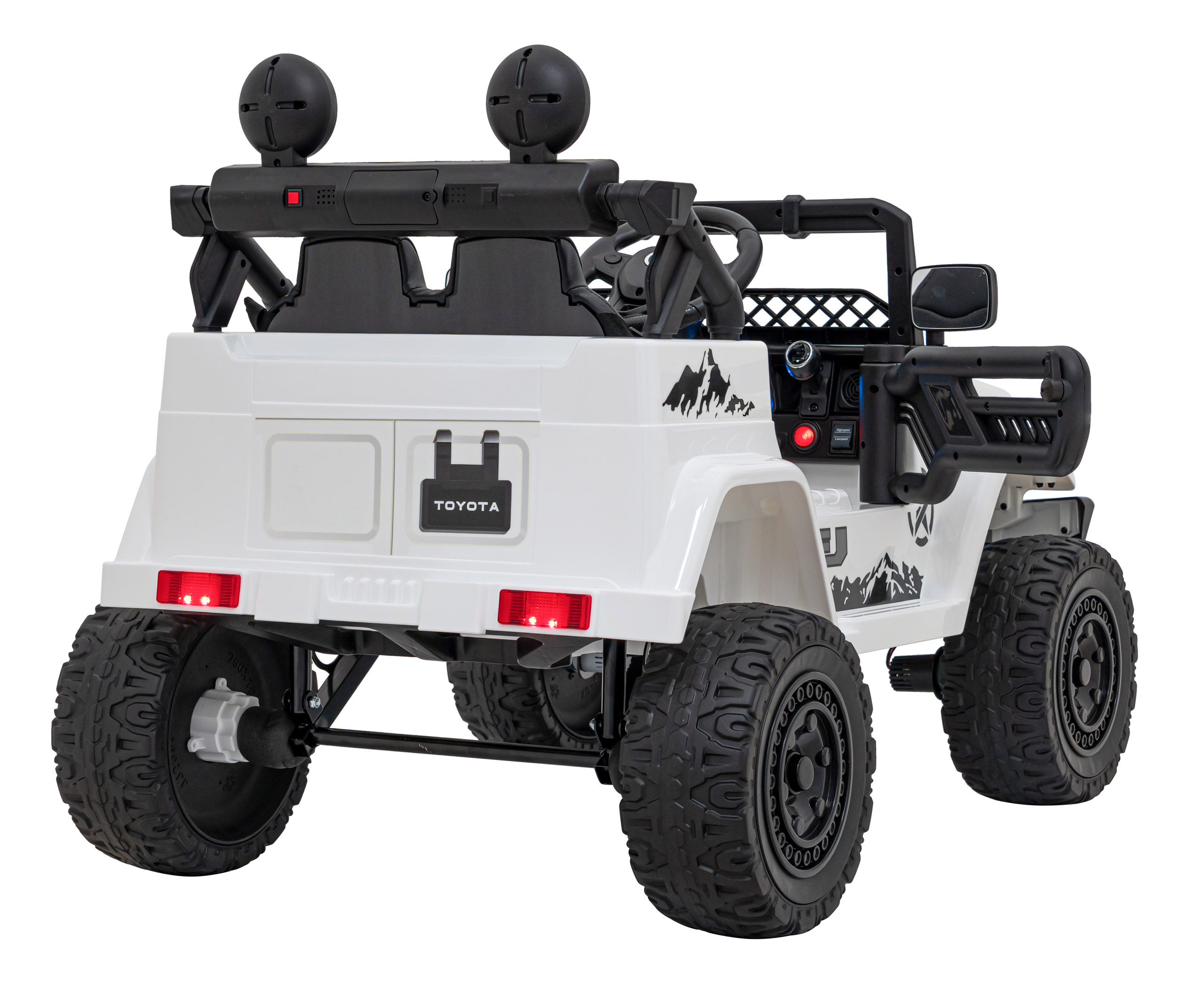 Toyota FJ Cruiser biela – Obrázok 7