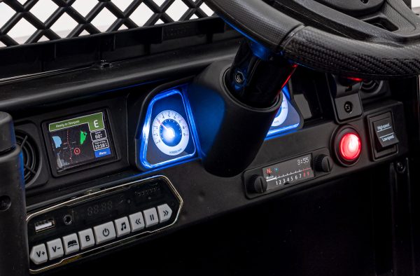 Toyota FJ Cruiser čierna – Obrázok 10