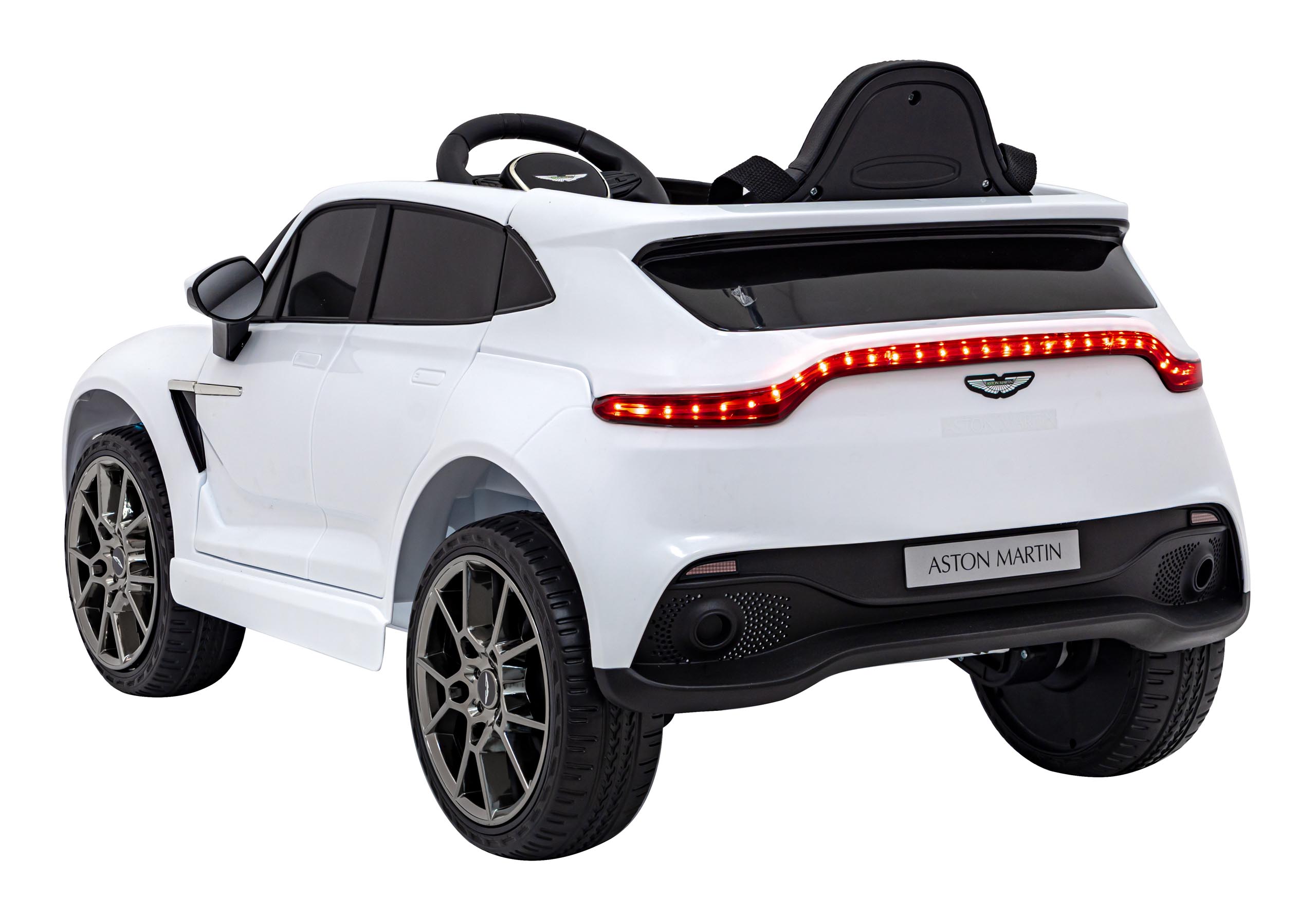 Vozidlo Aston Martin DBX v bielej farbe – Obrázok 5