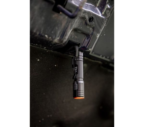Batériová baterka USB C 2000 lm CHN LED – Obrázok 9