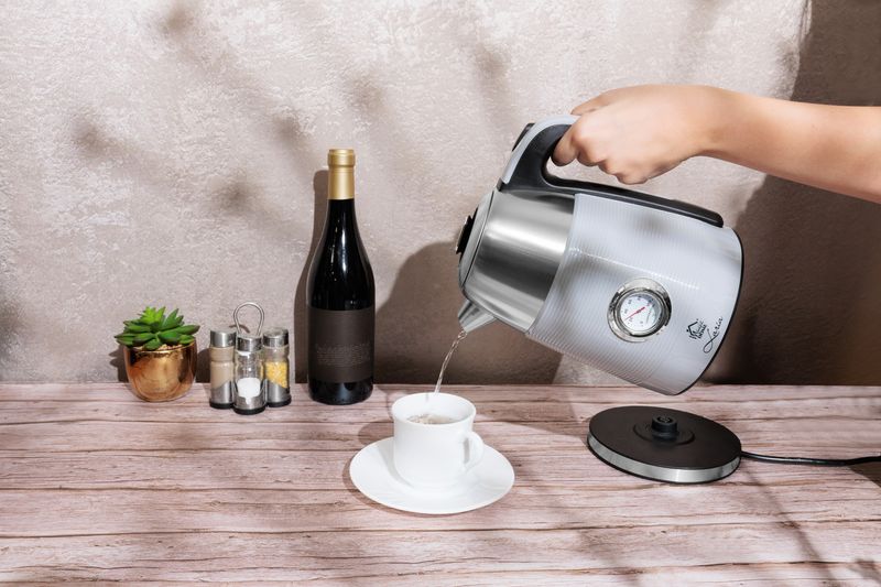 Kanvica MagicHome Laria, 1850-2200 W, 230 V, 50 Hz, 1700 ml, rýchlovarná, s teplomerom – Obrázok 3