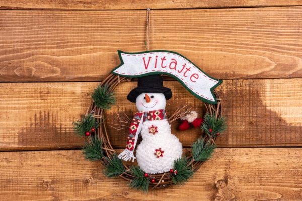 Dekorácia MagicHome Vianoce, Veniec Snehuliak, 37 cm – Obrázok 2