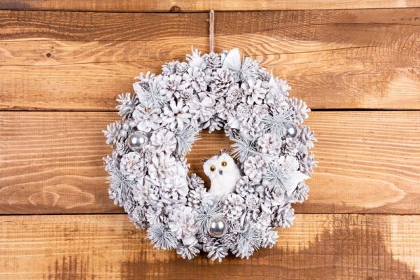 Veniec MagicHome Vianoce, prírodný, krémový, závesný, so sovičkou, 40 cm – Obrázok 2