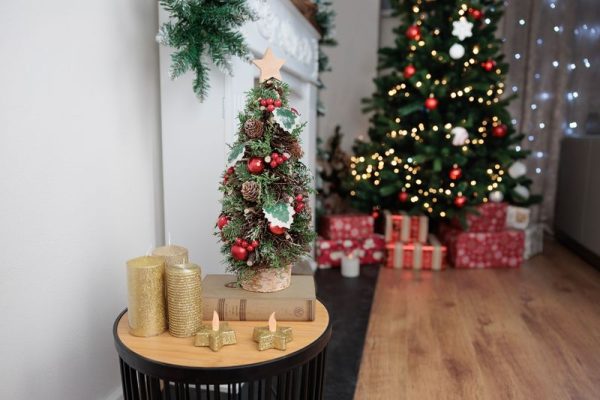 Stromček MagicHome Vianoce, na podstavci, s hviezdou, 18x40 cm – Obrázok 3