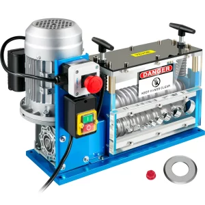Odizolovací stroj  Elektrický odizolovací stroj na káble s výkonom 370 W na odizolovanie medeného šrotu s priemerom 1,5 – 38 mm, rýchlosť odizolovania 30 m/min, hrúbka čepele 2,8 mm, 11 kanálov, 10 čepelí, 25 kg