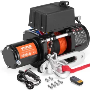 Elektrický navijak, nosnosť 6000 lb, 12 V DC pre nákladné vozidlá so syntetickým lanom 1/4 palca x 55 stôp, hliníkové vedenie, dve možnosti diaľkového ovládania, vodotesnosť IP55, ideálny na ťahanie SUV, nákladných vozidiel, džípov, prívesov a lodí.