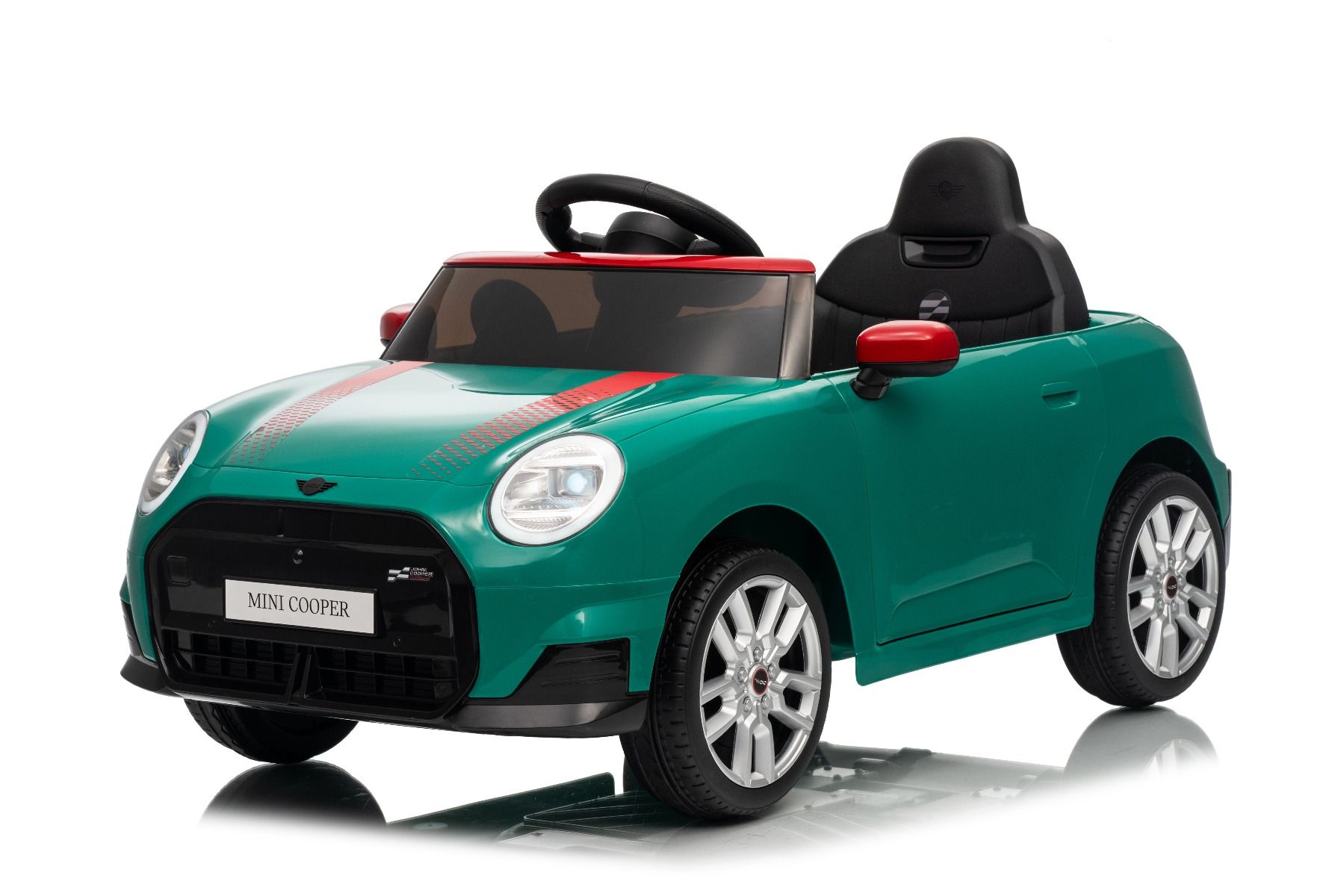 Elektrické autíčko BMW Mini Cooper 12V, zelené, USB Vstup s Bluetooth pripojením na MP3 Prehrávači, 2,4 GHz diaľkové ovládanie, 2 x 25W Motor, Lítiová batéria, LED svetlá, ORIGINAL licencia (Kópia) – Obrázok 39