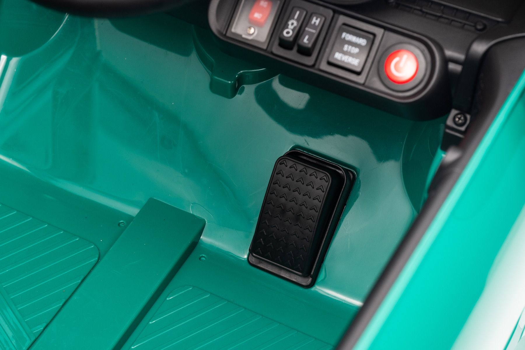 Elektrické autíčko BMW Mini Cooper 12V, zelené, USB Vstup s Bluetooth pripojením na MP3 Prehrávači, 2,4 GHz diaľkové ovládanie, 2 x 25W Motor, Lítiová batéria, LED svetlá, ORIGINAL licencia (Kópia) – Obrázok 9