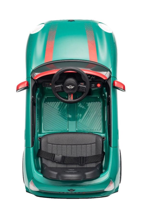 Elektrické autíčko BMW Mini Cooper 12V, zelené, USB Vstup s Bluetooth pripojením na MP3 Prehrávači, 2,4 GHz diaľkové ovládanie, 2 x 25W Motor, Lítiová batéria, LED svetlá, ORIGINAL licencia (Kópia) – Obrázok 2