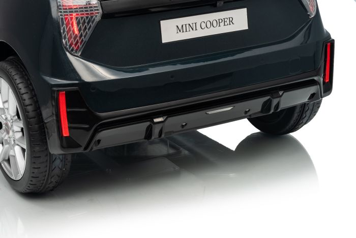 Elektrické autíčko BMW Mini Cooper 12V, čierne, USB Vstup s Bluetooth pripojením na MP3 Prehrávači, 2,4 GHz diaľkové ovládanie, 2 x 25W Motor, Lítiová batéria, LED svetlá, ORIGINAL licencia – Obrázok 2