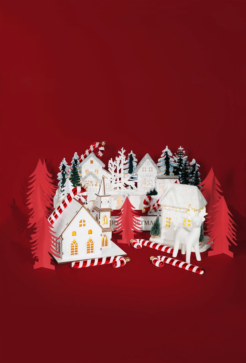 Dekorácia MagicHome Vianoce, kostol, drevo, 6xLED teplá biela, 15x17x18.5 cm, 2xAAA – Obrázok 3