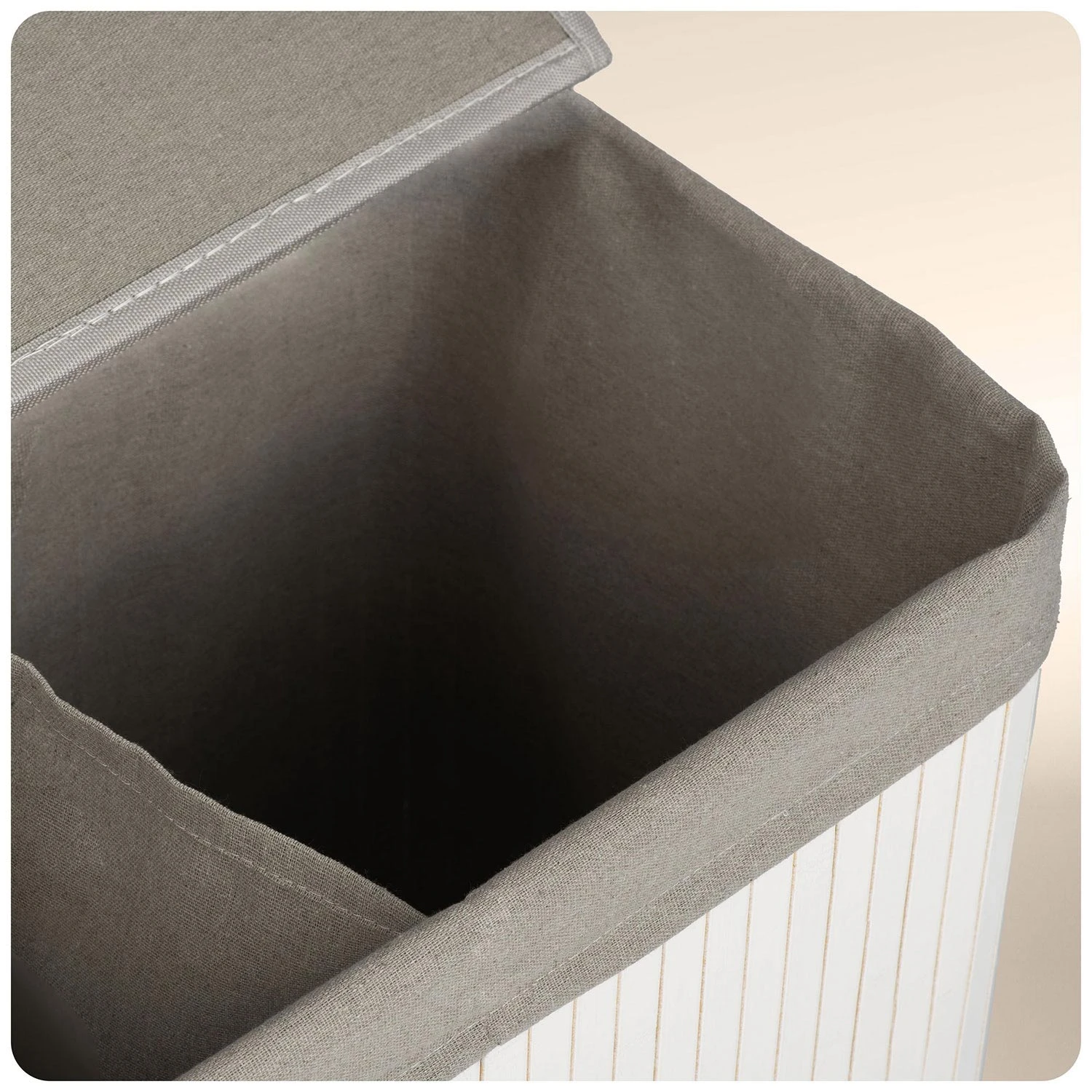 Bambusový kôš na bielizeň s vekom 100 l Massido – Obrázok 5