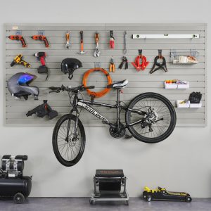 8-dielna sada stenových panelov, stena na náradie, 243,8 x 129,1 cm, nástenný panel z WPC, organizér na držiak náradia, lamelová stena, dierovaná doska, držiak na stenu, ideálne do dielne, skladu, pivnice, na pracovný stôl, do garáže