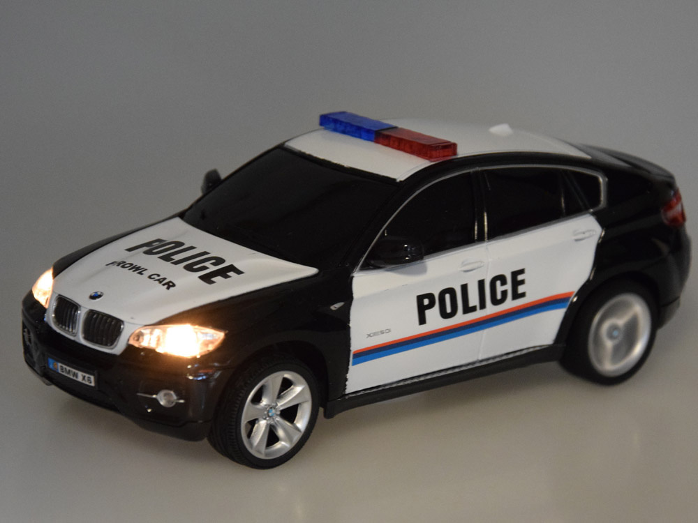 Športové policajné auto BMW X6 s diaľkovým ovládaním RC0660 CY – Obrázok 10