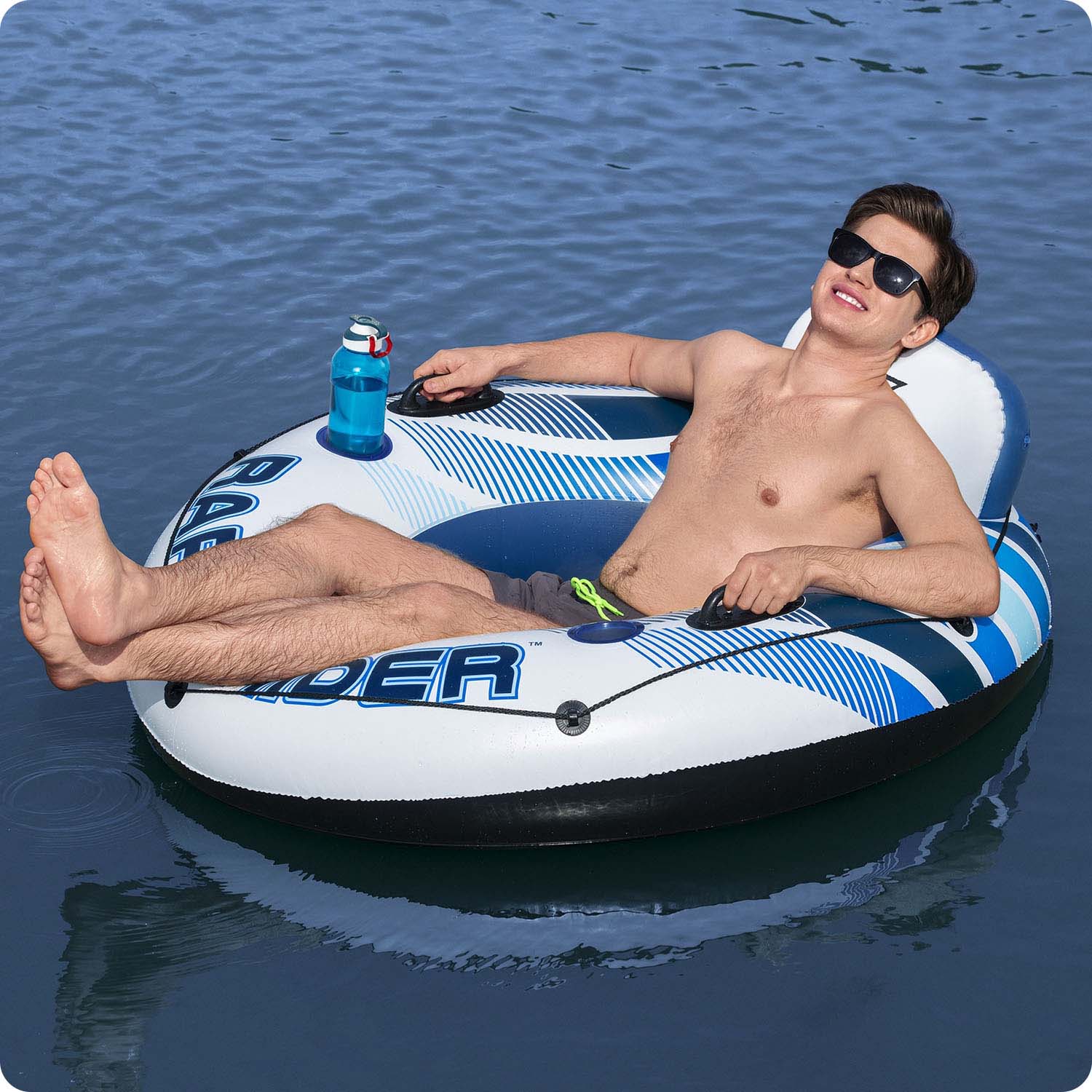 Plavecký kruh Rapid Rider, priemer 135 cm, 2 rukoväte, Bestway 43116 – Obrázok 3